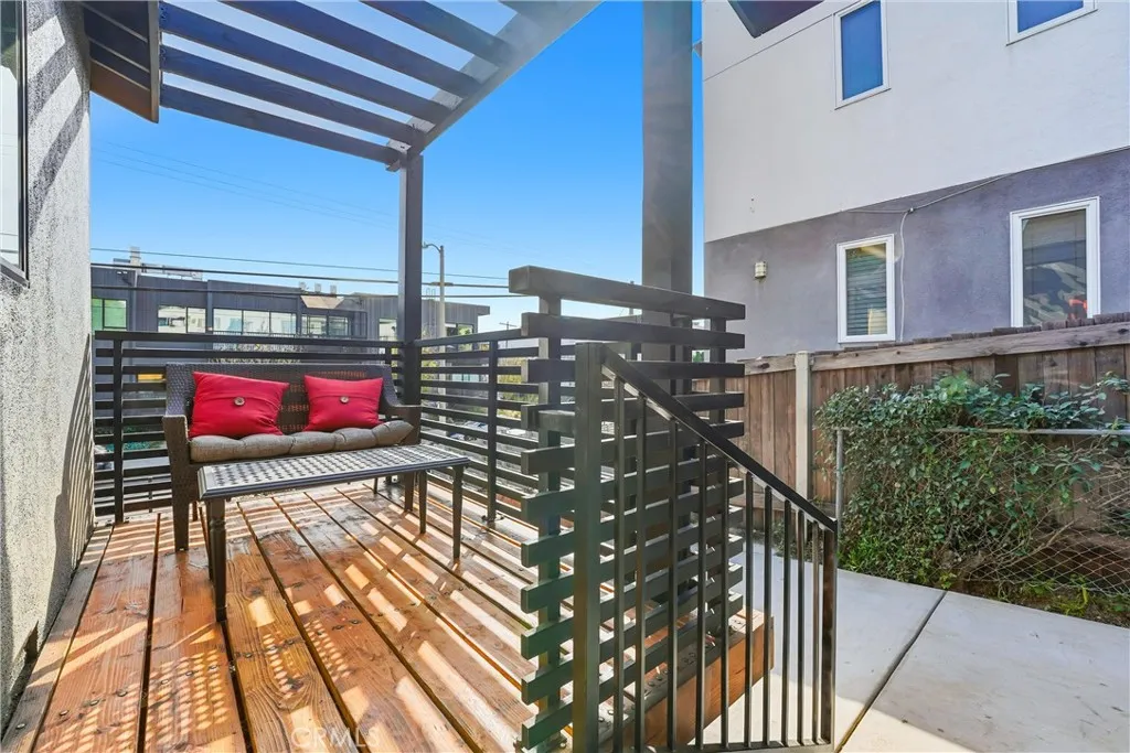Los Angeles, CA 90029