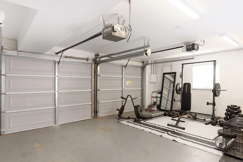 https://cdn.realtyfeed.com/cdn/127/306714656/04f2df91b050ad81c0adeffcdca164b5.webp