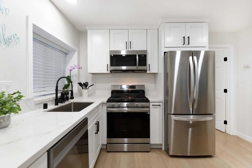 https://cdn.realtyfeed.com/cdn/127/306714656/7e67bcf0bd4a4738f195b665024527fe.webp
