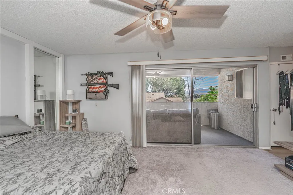 26212 Rainbow Glen, Newhall, CA, 91321 26212 Rainbow Glen, Newhall, CA, 91321