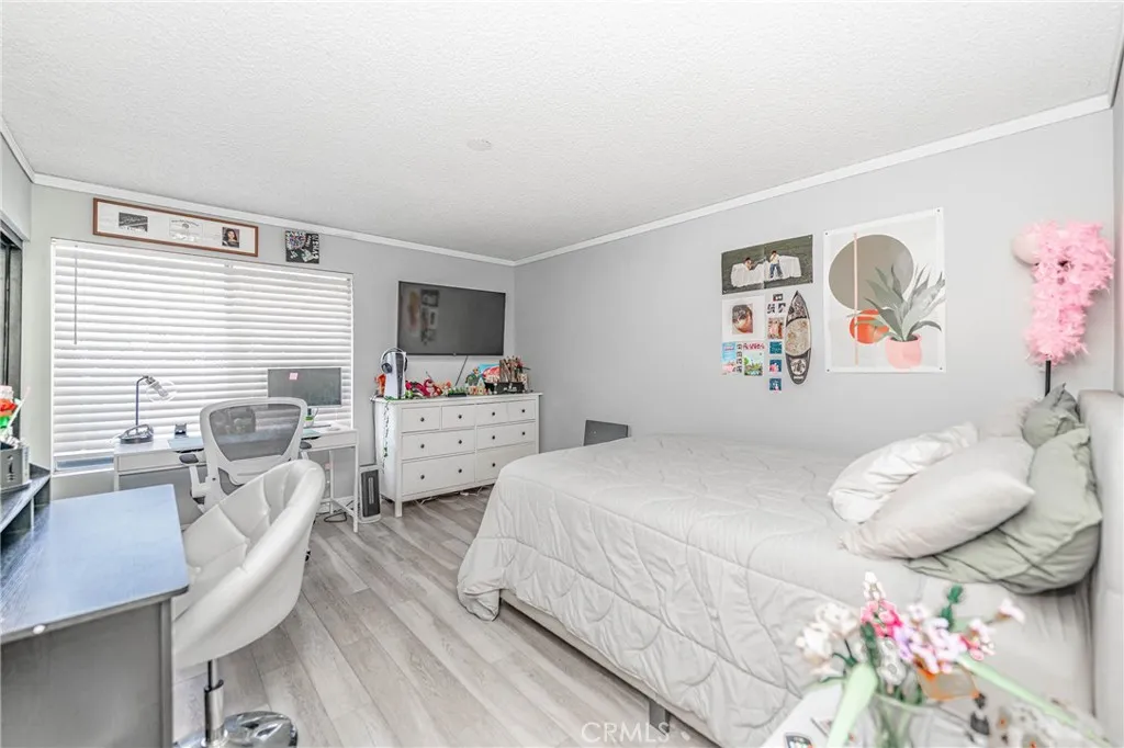 26212 Rainbow Glen, Newhall, CA, 91321 26212 Rainbow Glen, Newhall, CA, 91321