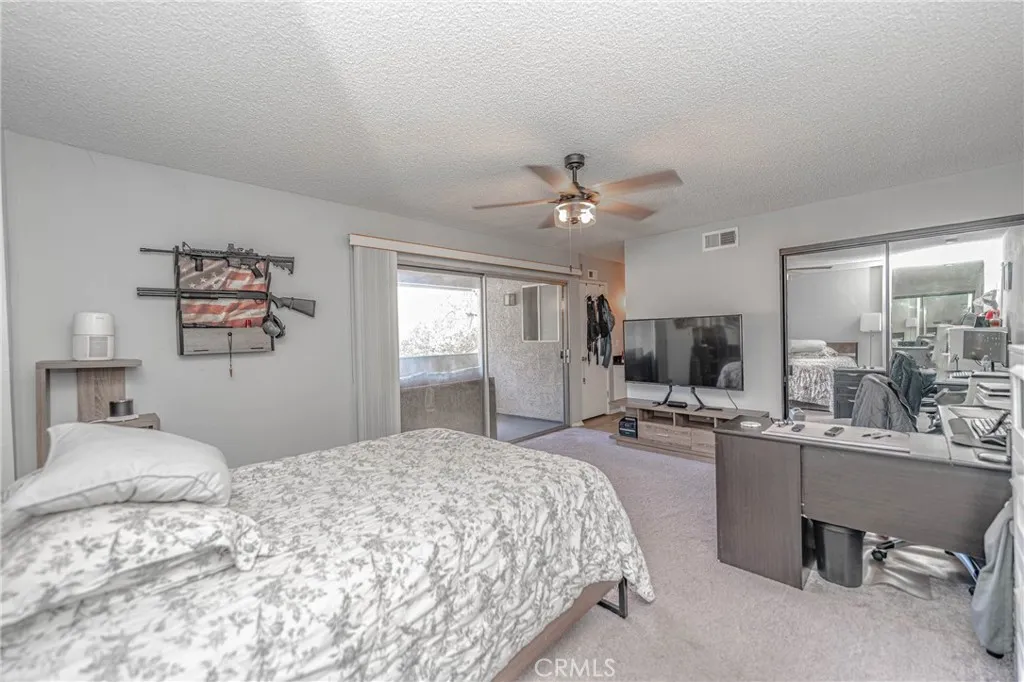 26212 Rainbow Glen, Newhall, CA, 91321 26212 Rainbow Glen, Newhall, CA, 91321