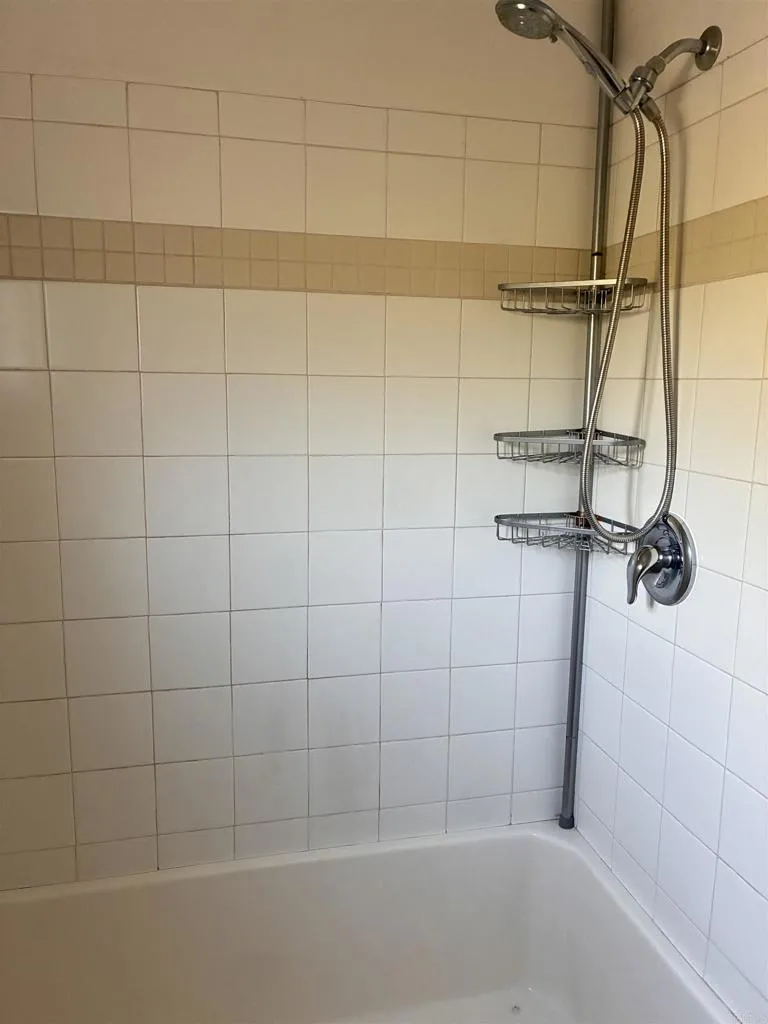 https://cdn.realtyfeed.com/cdn/127/306714733/143b44adfa29cac354c2572f58a43452.webp