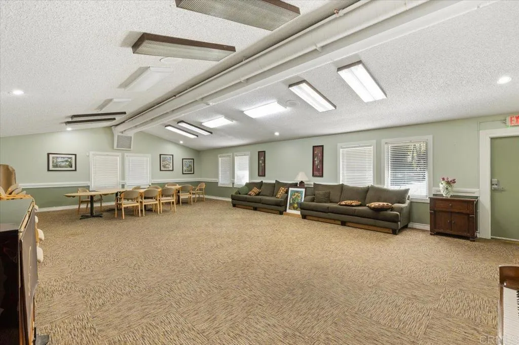 https://cdn.realtyfeed.com/cdn/127/306714733/45f1c1d41a27129ccc4d9c93ab79bce4.webp