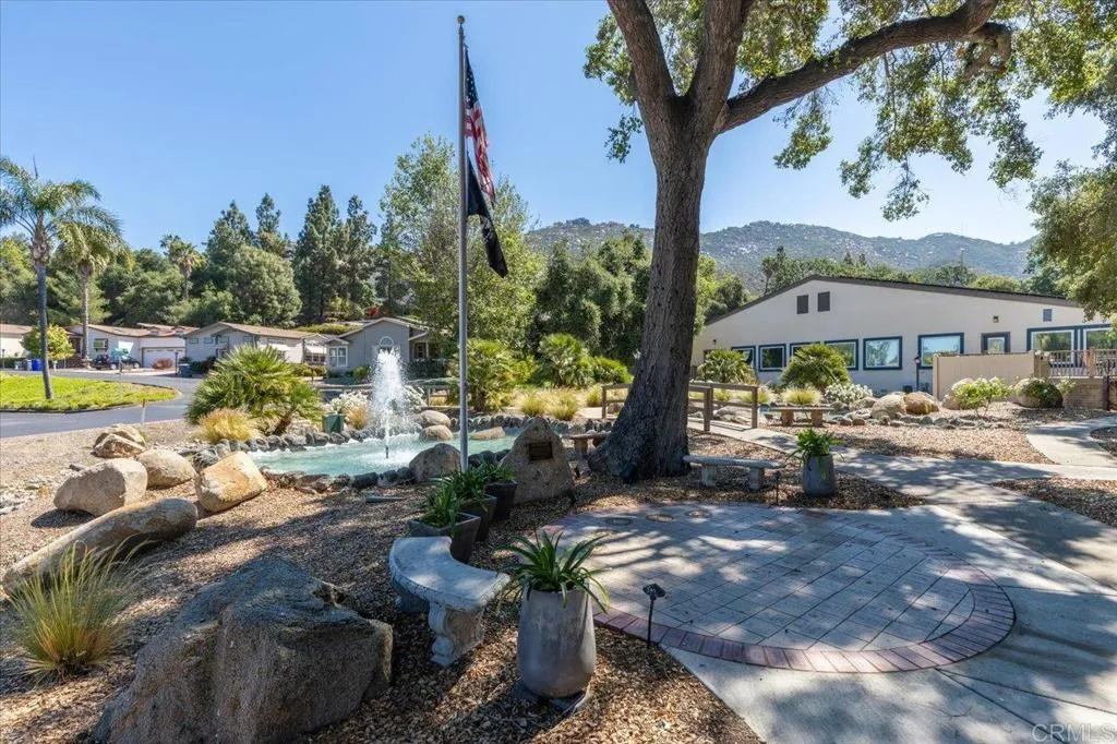 https://cdn.realtyfeed.com/cdn/127/306714733/5197e73c666d3eec5186cc0547d09b33.webp