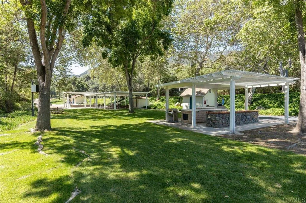https://cdn.realtyfeed.com/cdn/127/306714733/d08ca9ac8042b01039707316c7b4cbde.webp