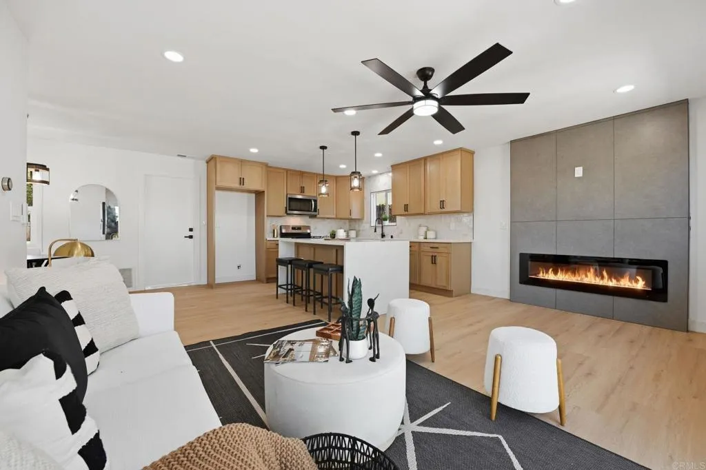https://cdn.realtyfeed.com/cdn/127/306714758/781613f4e247fb0f4910915974a865c6.webp
