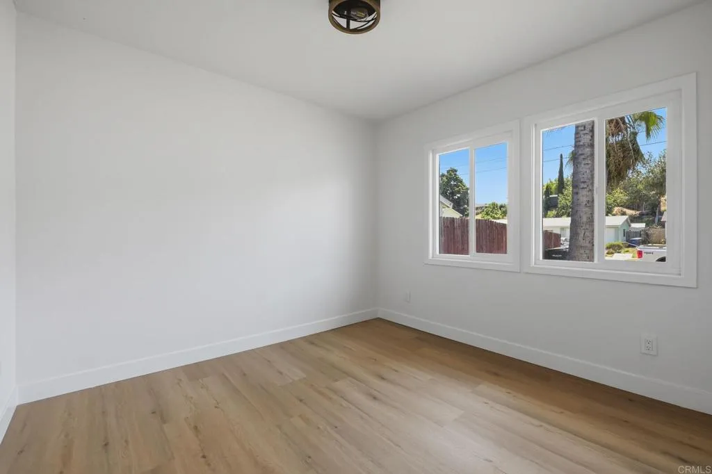 https://cdn.realtyfeed.com/cdn/127/306714758/97727f4e749aeaa5e1619a9dd46b6176.webp