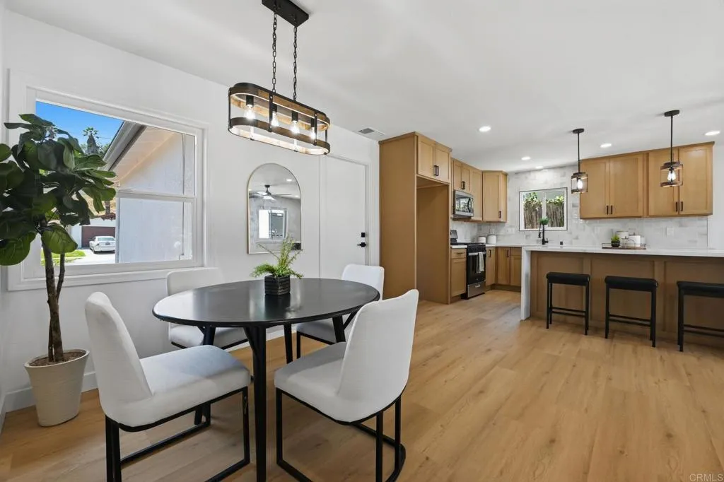https://cdn.realtyfeed.com/cdn/127/306714758/b56684ec01a07c298488a703b613ea0e.webp