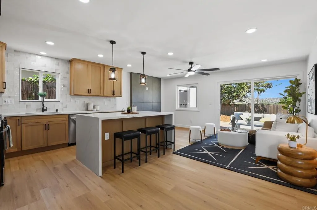 https://cdn.realtyfeed.com/cdn/127/306714758/d9ed49edfb8d01560e9f0ca0ad51ae02.webp