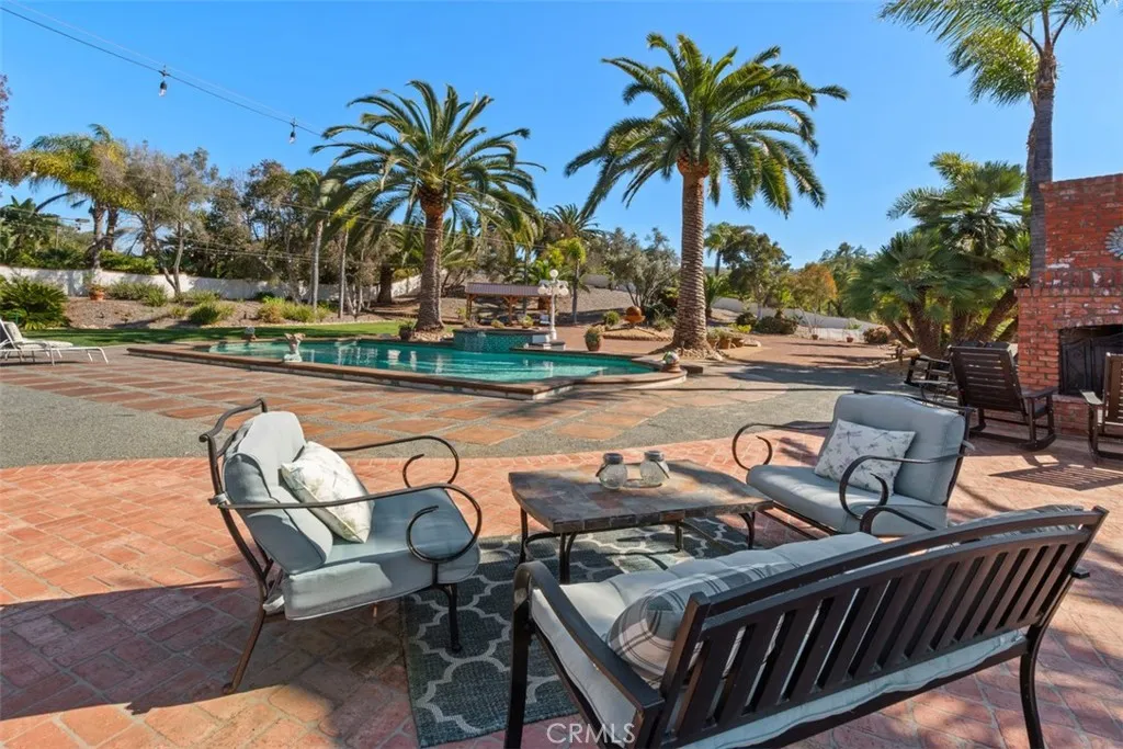 https://cdn.realtyfeed.com/cdn/127/306714760/bb239b6a8f70899cfc0030abd7ab8c16.webp