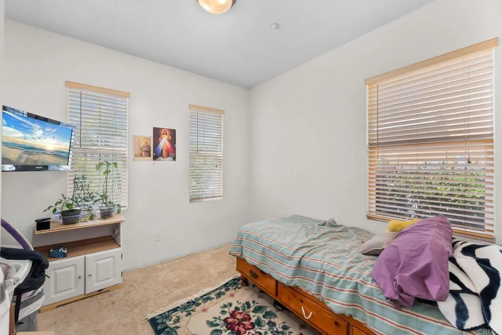 https://cdn.realtyfeed.com/cdn/127/306714771/6399aa6ef10ee77adf1c9256d797cf3d.webp