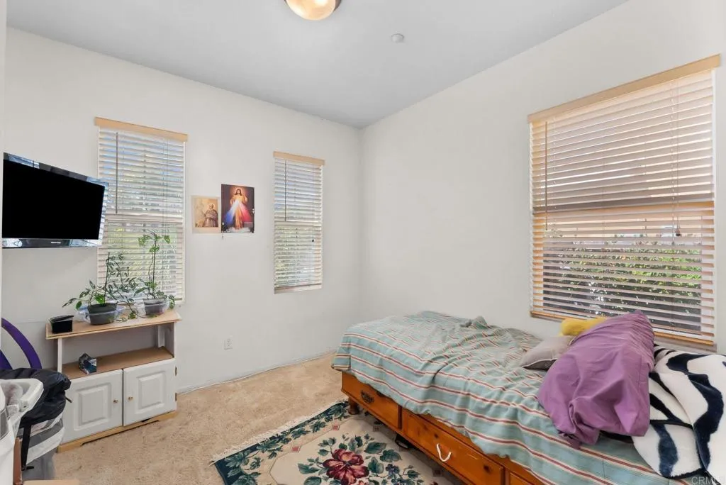 https://cdn.realtyfeed.com/cdn/127/306714771/c904ec240fd349a3dd32cfa59aa77f79.webp