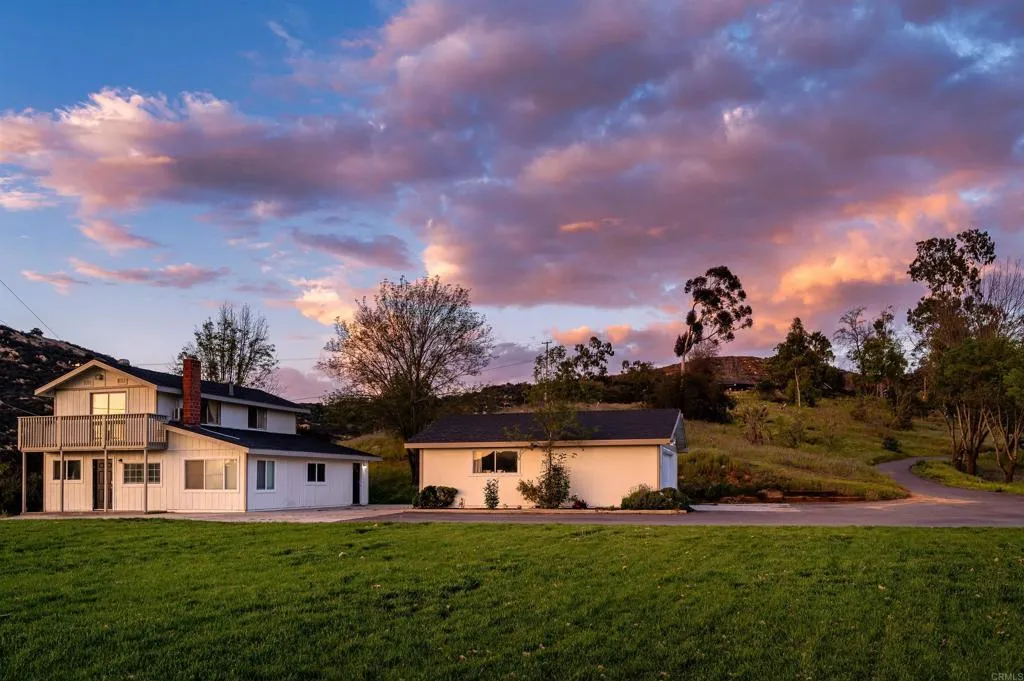 https://cdn.realtyfeed.com/cdn/127/306714774/58fbad814960be40630fee376d7a6fe7.webp