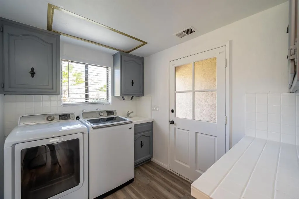 https://cdn.realtyfeed.com/cdn/127/306714774/88641638c73a5fee46fbdfcbb45ad000.webp