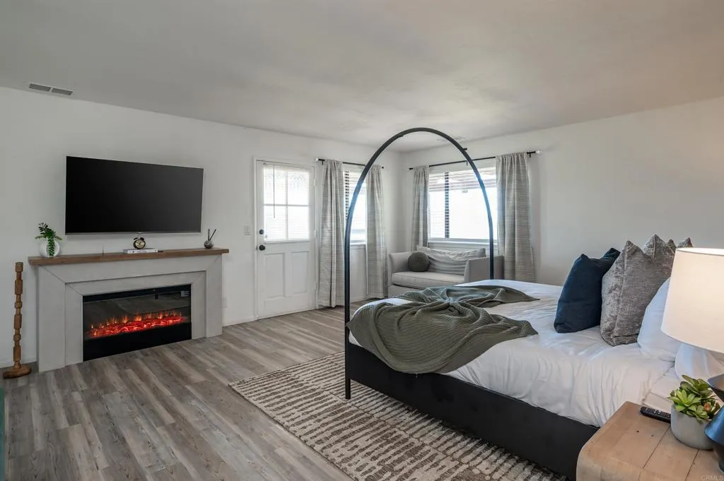 https://cdn.realtyfeed.com/cdn/127/306714774/dd4b8a19e42b4ccc15f66d8d35726def.webp