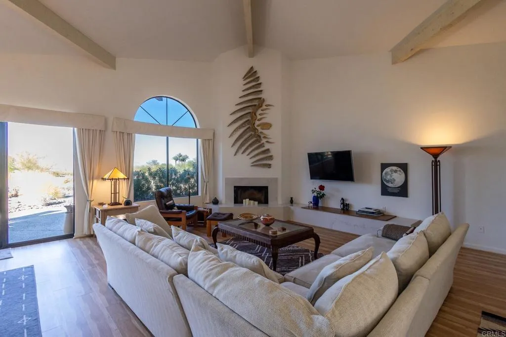 https://cdn.realtyfeed.com/cdn/127/306714793/2dbccd4983c7e126642cf249580a88ba.webp