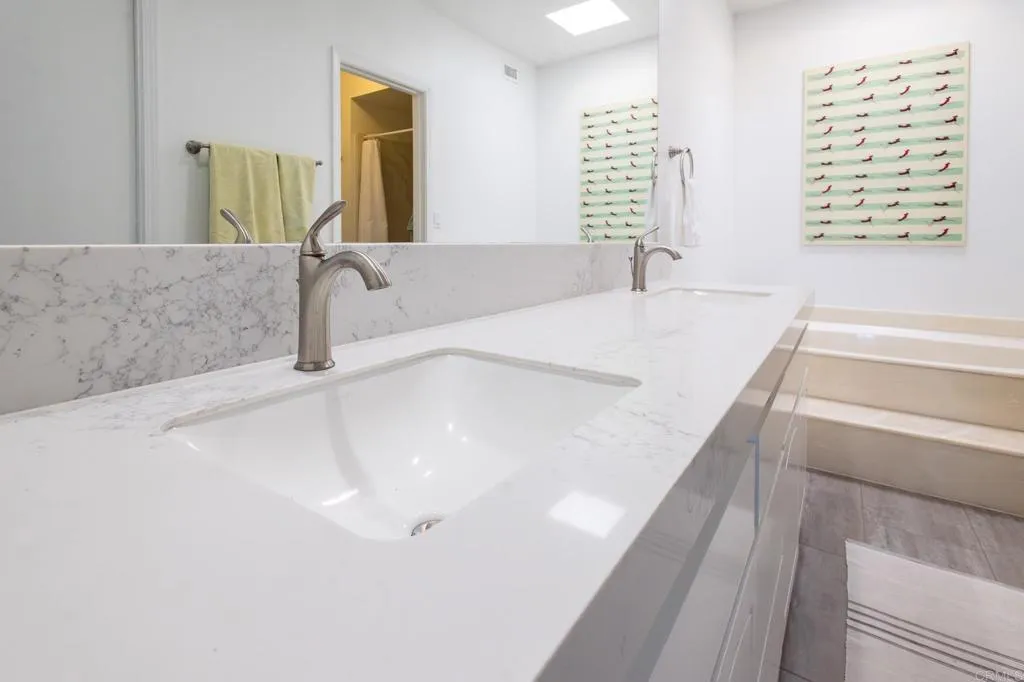 https://cdn.realtyfeed.com/cdn/127/306714793/35410563fa51bedf4c9a31dde6263c21.webp