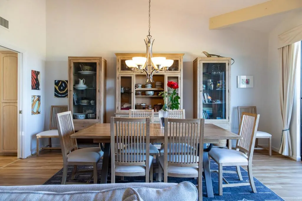 https://cdn.realtyfeed.com/cdn/127/306714793/f4e9570f6da2c4912369cf6ed6a2d45e.webp