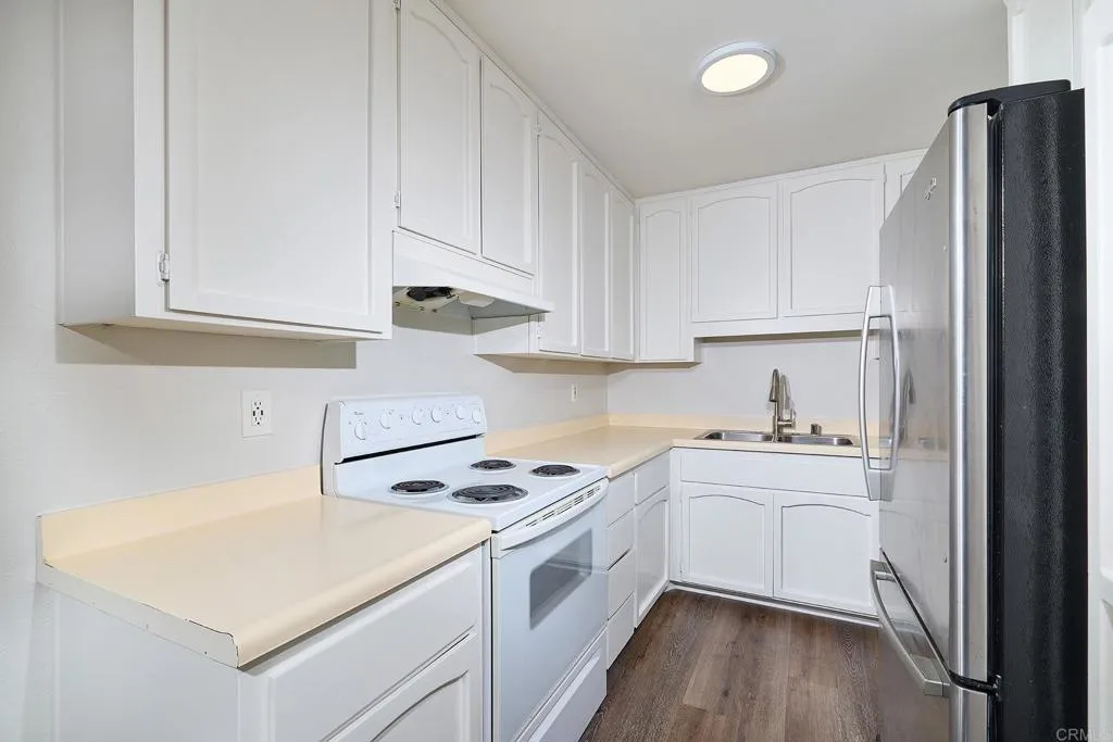 https://cdn.realtyfeed.com/cdn/127/306714799/1b89c70287acc1a8345966bbb80b7c0e.webp
