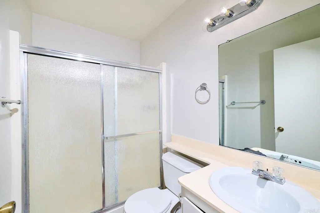 https://cdn.realtyfeed.com/cdn/127/306714799/7ec637c10395695268dc7b038a5074be.webp