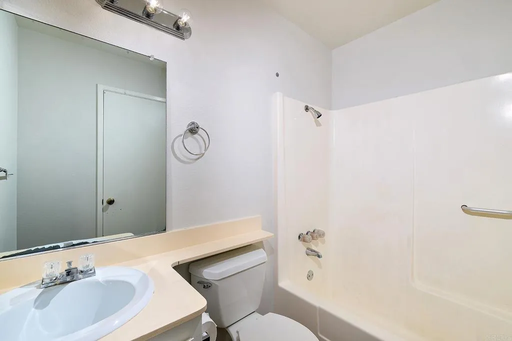 https://cdn.realtyfeed.com/cdn/127/306714799/c3b246d70f73687329d5fb2b7b77fcbf.webp