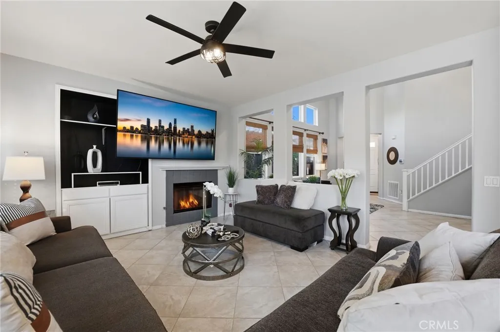 https://cdn.realtyfeed.com/cdn/127/306714832/290fe2e4a295993175d9b5f75b42d091.webp