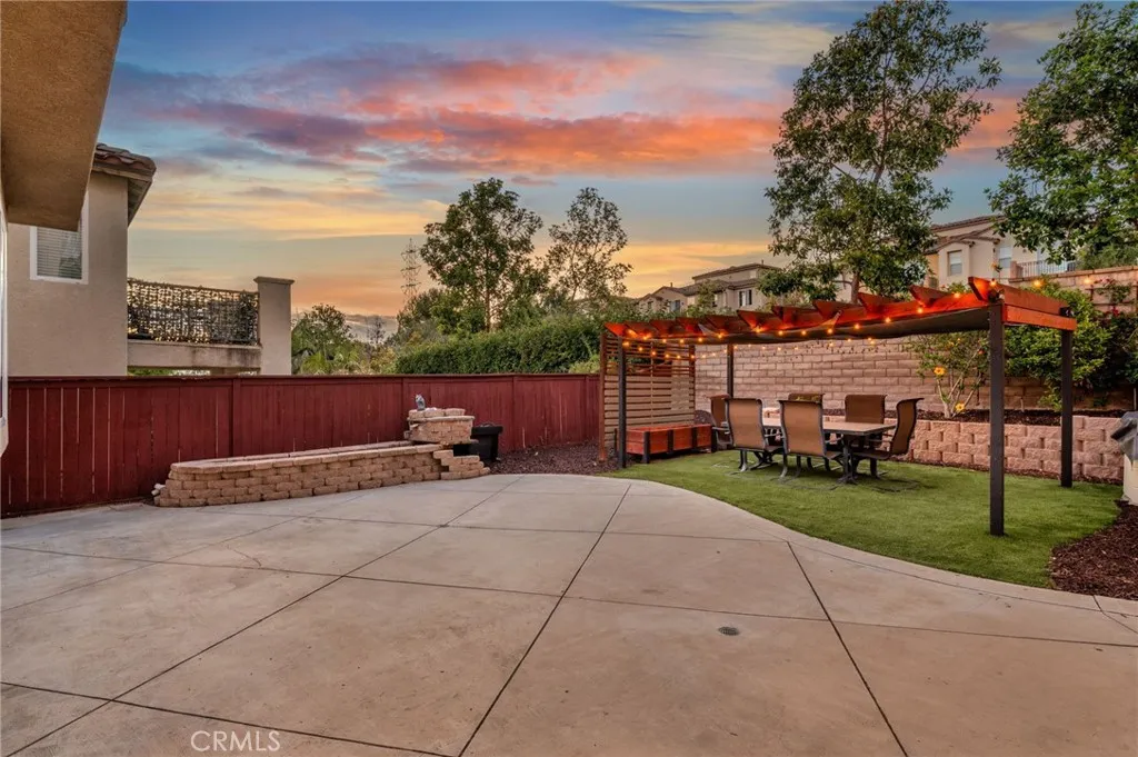 https://cdn.realtyfeed.com/cdn/127/306714832/932a7f90ff184756fa6585c64c09c460.webp