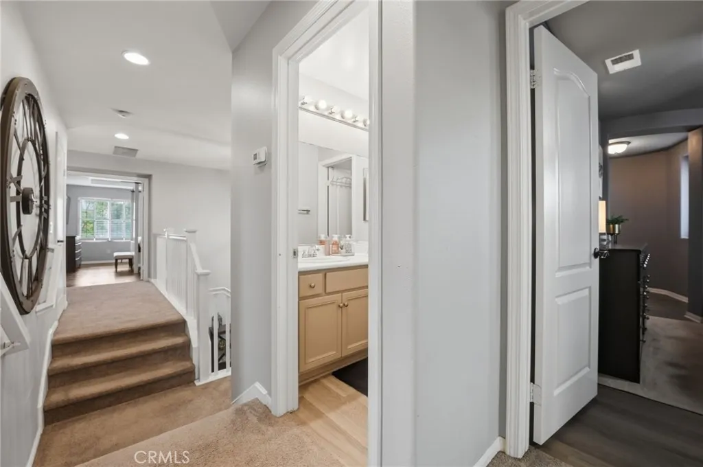 https://cdn.realtyfeed.com/cdn/127/306714832/a850b110c3d16d036b70becf5f6be7ba.webp