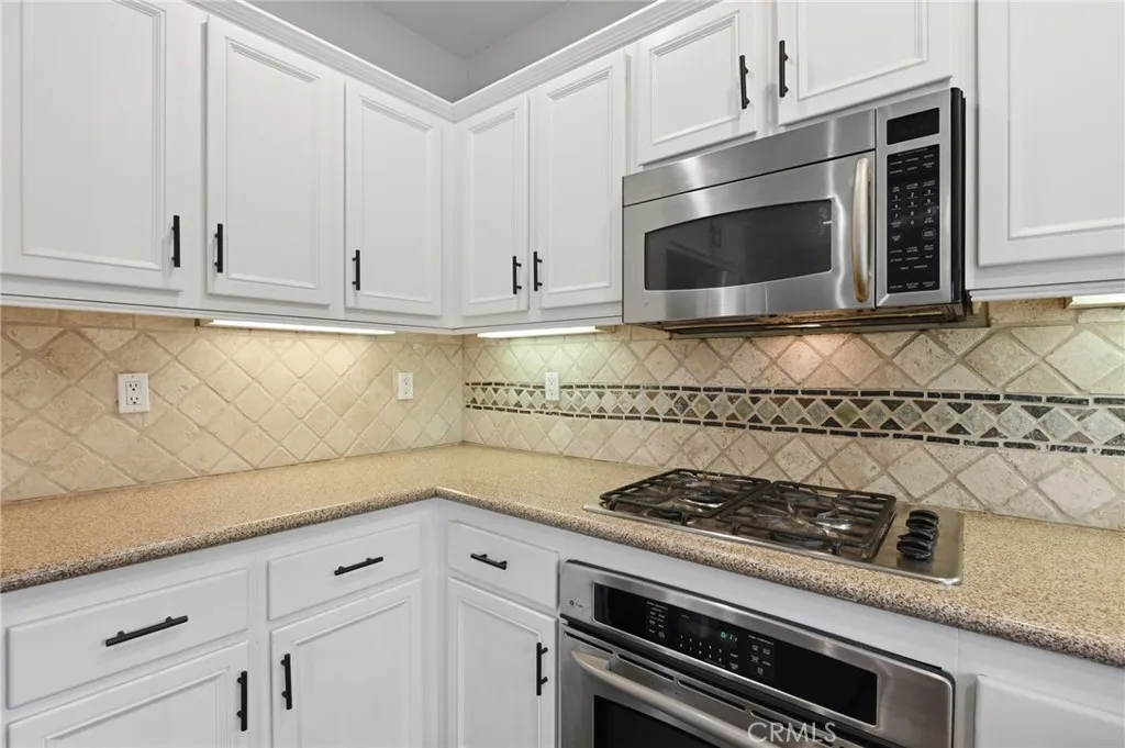 https://cdn.realtyfeed.com/cdn/127/306714832/bf3b6f5627e1550828cbd050ec66c33c.webp