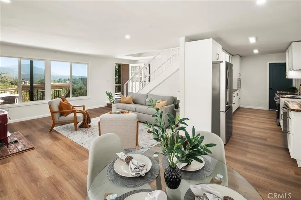 https://cdn.realtyfeed.com/cdn/127/306714837/000f1874c472282587c1f4568f336d74.webp