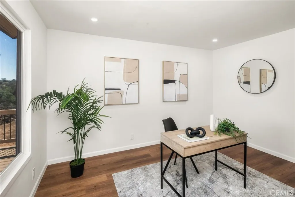 https://cdn.realtyfeed.com/cdn/127/306714837/6e3a2f18bccecc69182e878306e27277.webp