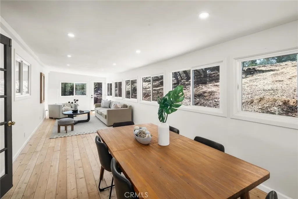 https://cdn.realtyfeed.com/cdn/127/306714837/ba2c3ffab28d6c8c98fbef5b1a2866b5.webp