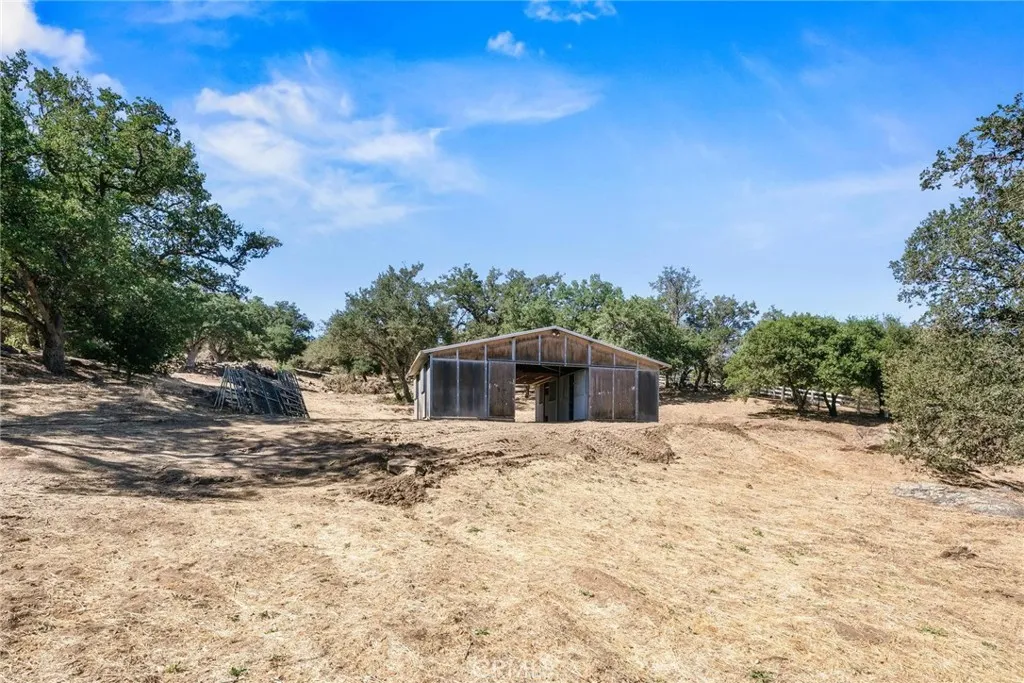 https://cdn.realtyfeed.com/cdn/127/306714837/c58945d067e0a4a92b42a325aadf60f8.webp
