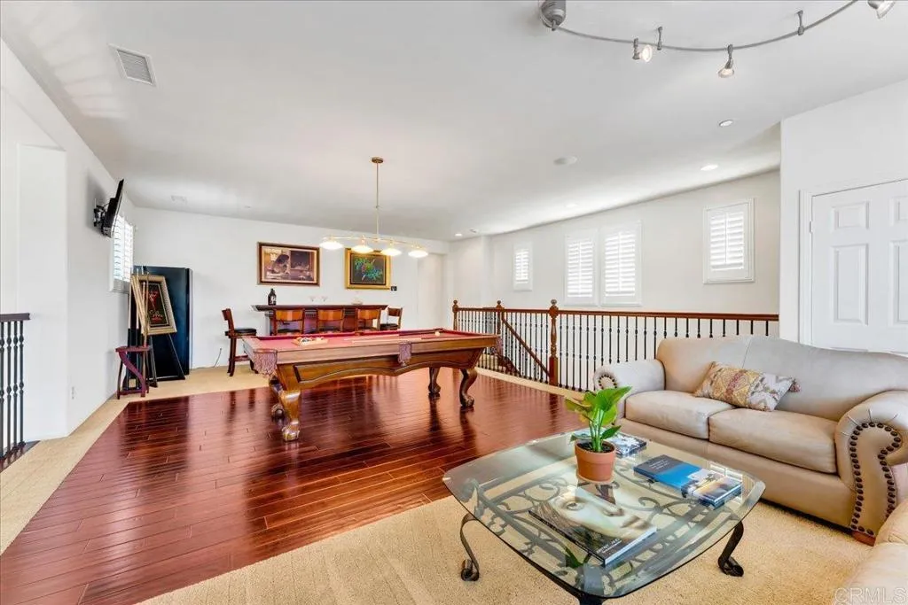 https://cdn.realtyfeed.com/cdn/127/306714858/262a424769b4f3280443e02a81fcc56a.webp