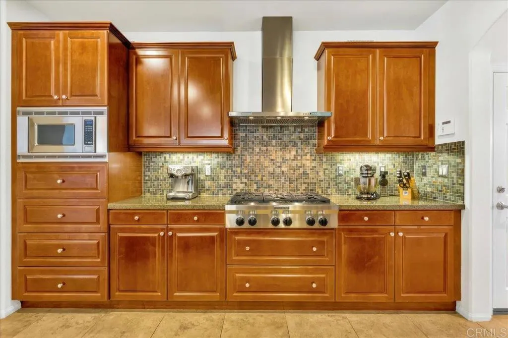 https://cdn.realtyfeed.com/cdn/127/306714858/30c4c9708356d03722883acb39c7dbd4.webp