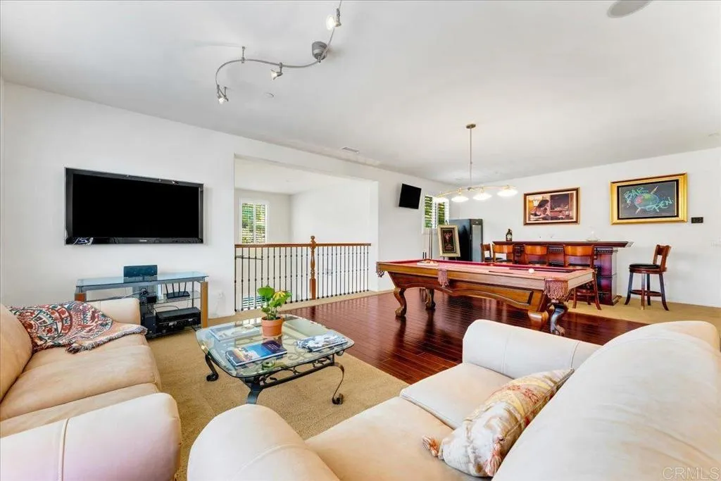 https://cdn.realtyfeed.com/cdn/127/306714858/45f22742dee29d98bb951e255da4b09c.webp