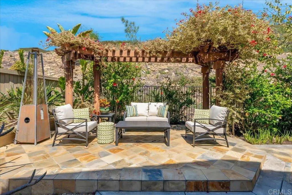 https://cdn.realtyfeed.com/cdn/127/306714858/6ff7dd65d5d4b3d00e96861def874bba.webp