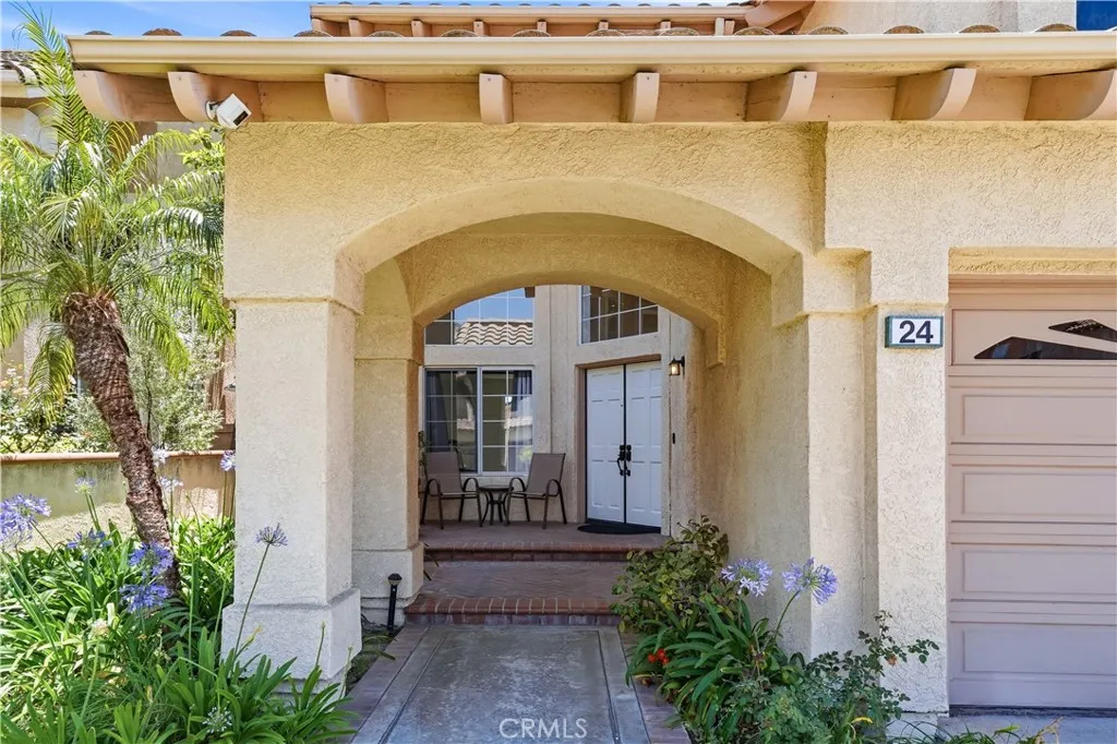 24 Calabria, Lake Forest, CA 92610 - Photo 4 of 40, Lake Forest, CA