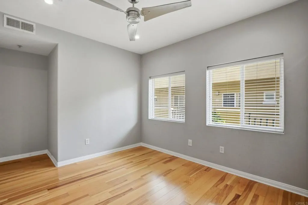 https://cdn.realtyfeed.com/cdn/127/306714868/0d7b300b61f0bbd3aa8d162daa337e72.webp