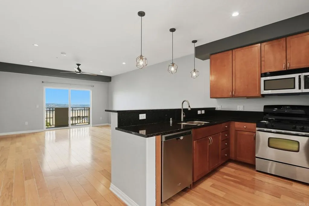 https://cdn.realtyfeed.com/cdn/127/306714868/2c96355cfe0d54b6938b10a125e483a2.webp