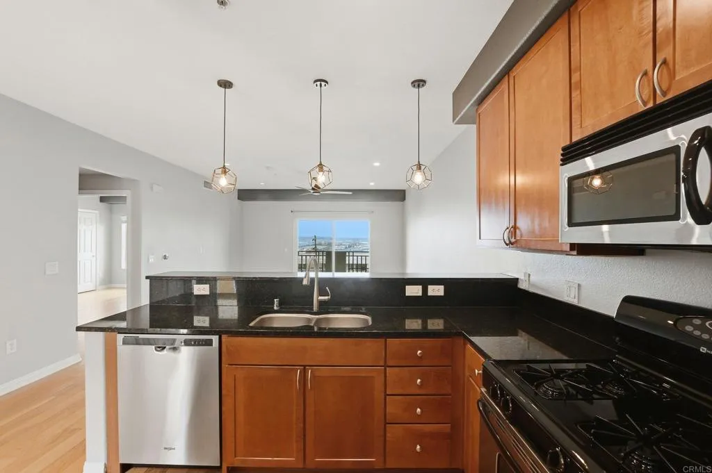 https://cdn.realtyfeed.com/cdn/127/306714868/4a7b3d6aaedc08889ab0b7820441dd93.webp