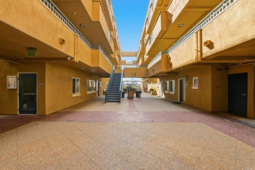 https://cdn.realtyfeed.com/cdn/127/306714868/ae75e11f8fc0e9bc16927b89d79ebbb9.webp