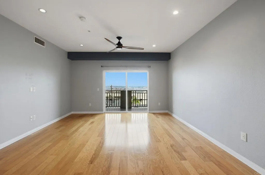 https://cdn.realtyfeed.com/cdn/127/306714868/e86fad664bccce5827a2b36f65cb98e0.webp