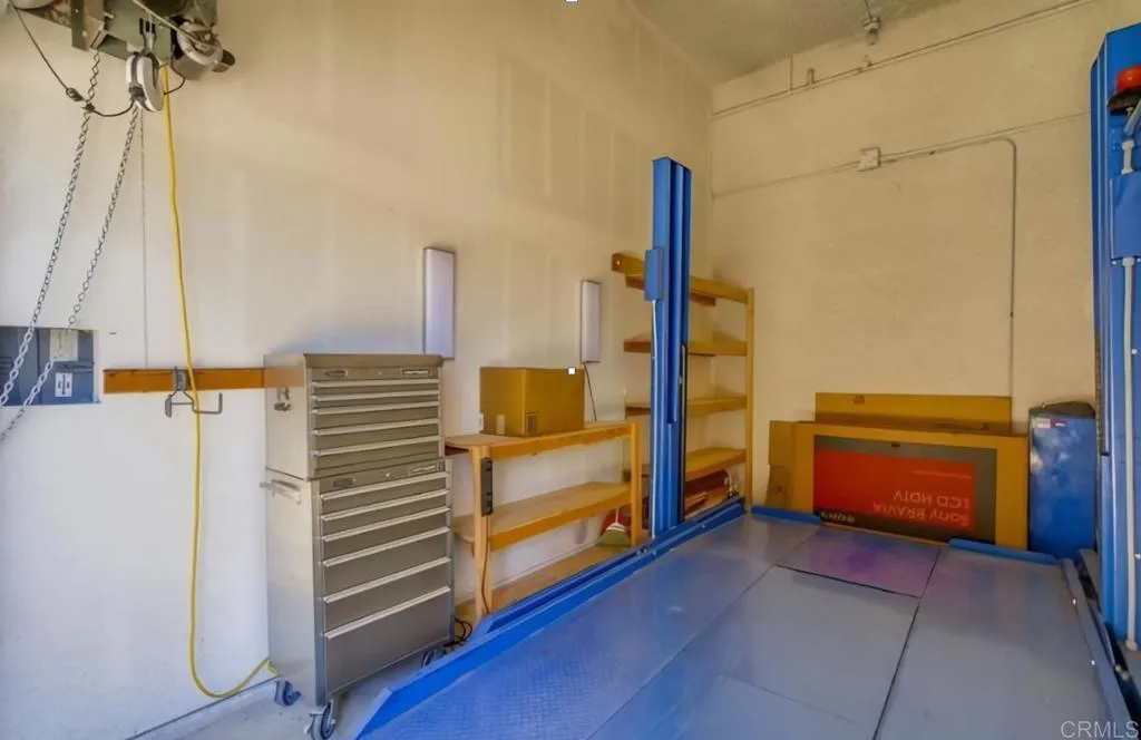 https://cdn.realtyfeed.com/cdn/127/306714868/f01c9059ed9ab6ac09a800a807bd11f0.webp