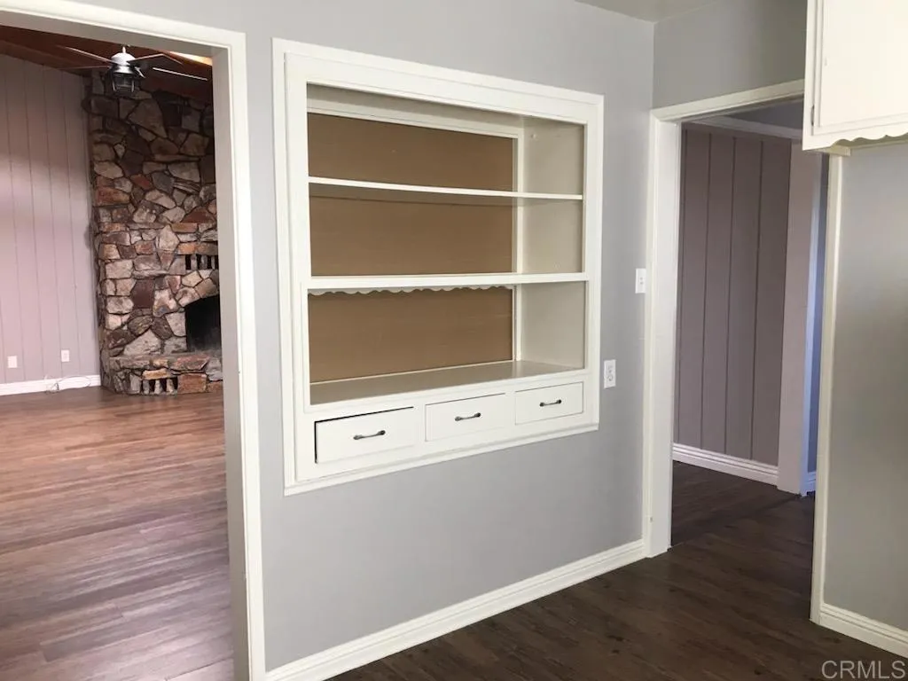 https://cdn.realtyfeed.com/cdn/127/306714899/a1e6804f867ee59f59efe14cf63455ea.webp
