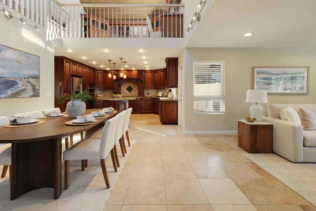 https://cdn.realtyfeed.com/cdn/127/306714900/5ad6b6043ed00ac8b3216f95ccc2c354.webp