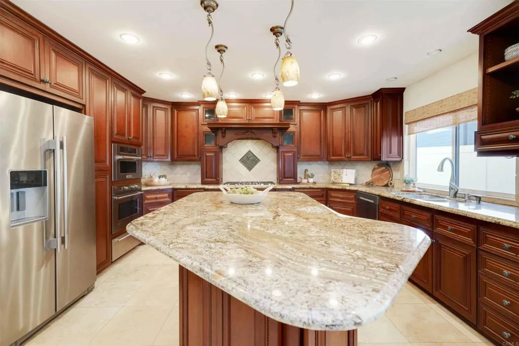 https://cdn.realtyfeed.com/cdn/127/306714900/8428d4443c143b693d03a774c74fcca5.webp