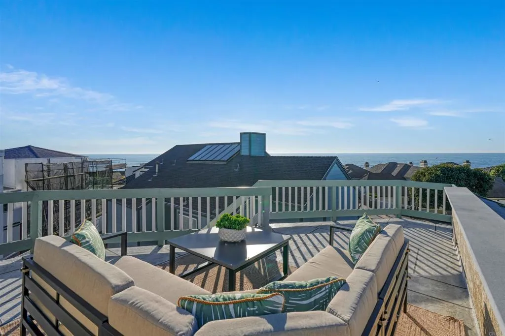 https://cdn.realtyfeed.com/cdn/127/306714900/9df780c986a7722c12154bea2a155ec3.webp