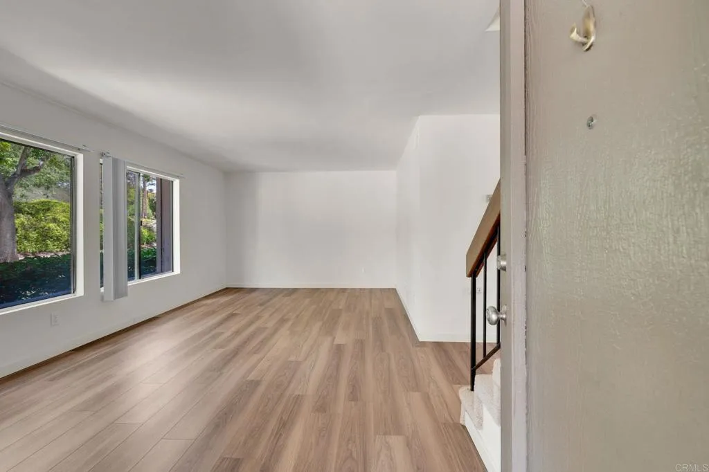 https://cdn.realtyfeed.com/cdn/127/306714929/9d9943cf37343cd04d5de683b6a648a9.webp